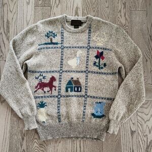 Eddie Bauer Beige Graphic Crewneck Sweater Large